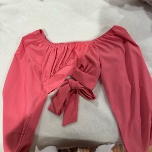 Pink long sleeve crop tops